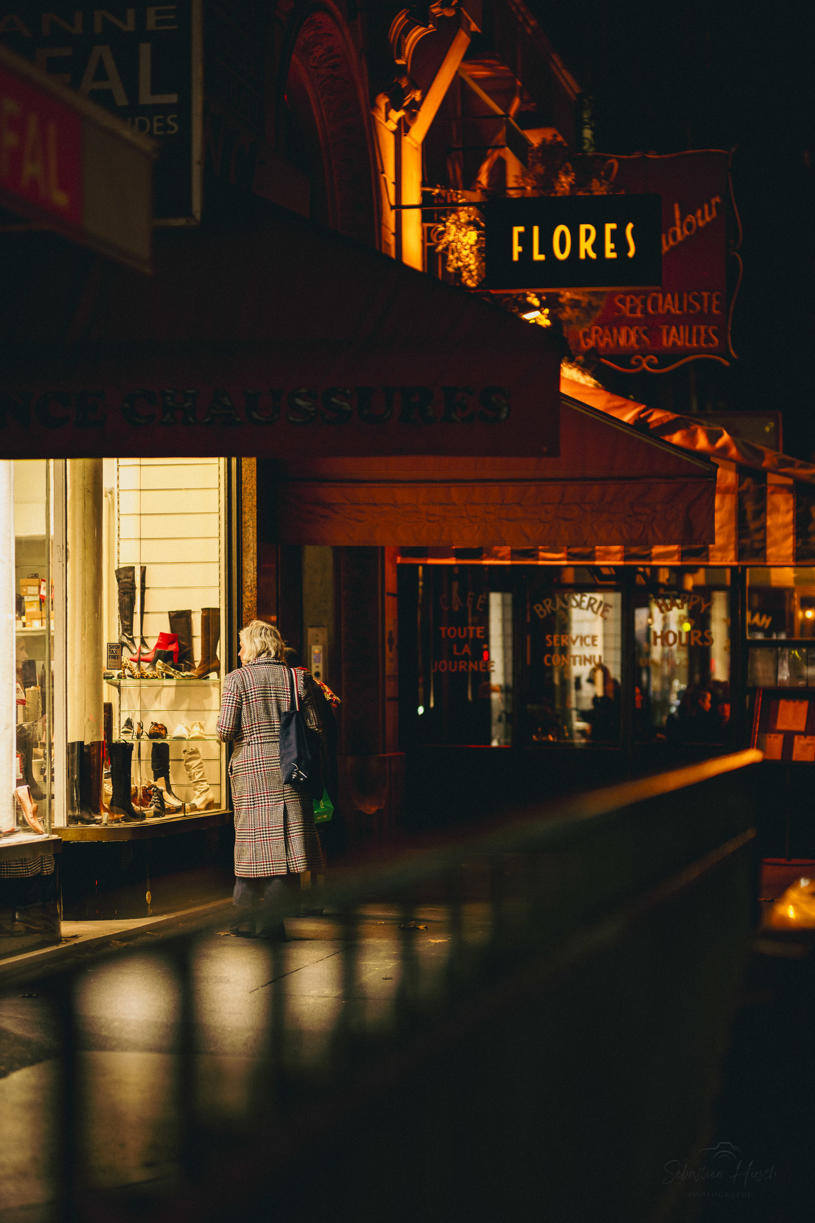 Des photographies en couleur, où les gens sont magnifiés par la lumière chaude du soleil